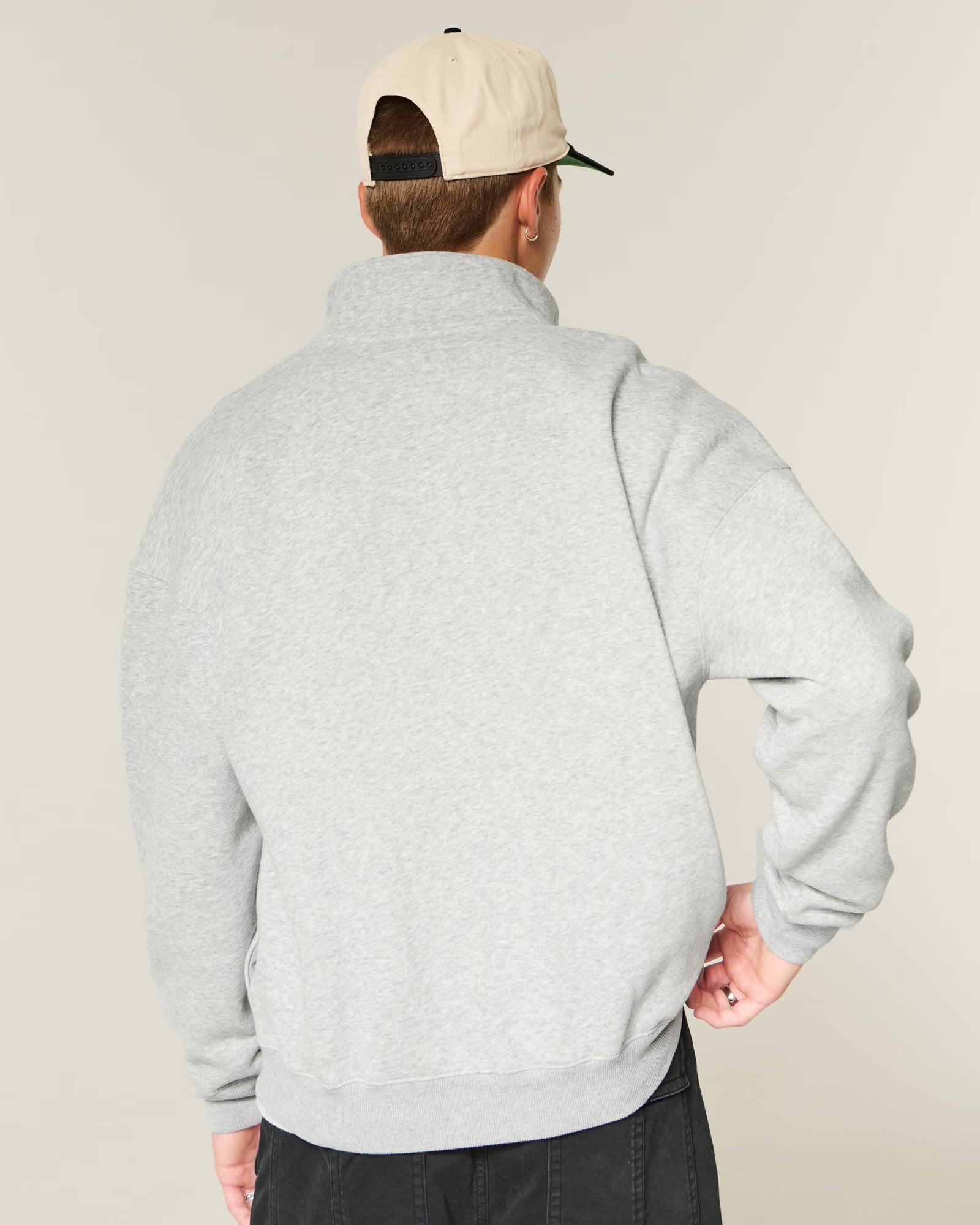 Hollister Boxy Logo Quarter-Zip Sweatshirt